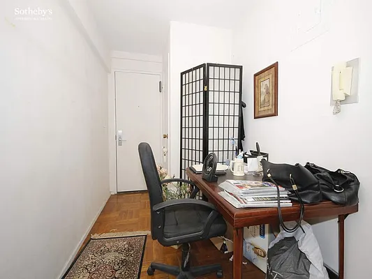 Rented by Sotheby's International Realty | media 31