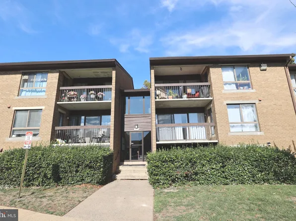 545 Florida Ave APT 102, Herndon, VA 20170