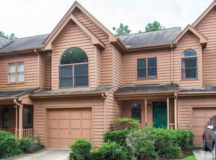 6121 River Lake Cir, Raleigh, NC 27604