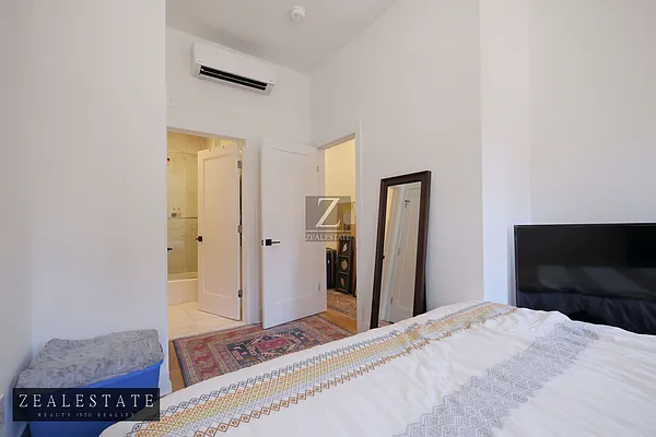 Rented by ZealEstate Group Inc | media 13