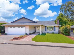 6828 Fairfield Dr, Santa Rosa, CA 95409