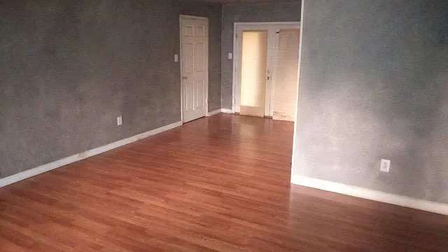 423 Woodland St — Photo 2