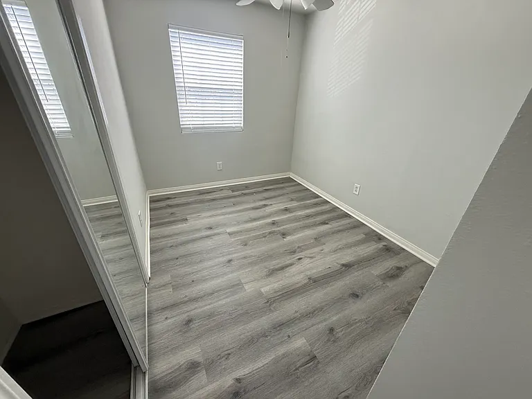 1032-1036 S Normandie Ave #9 — Photo 9