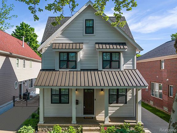 3rd image of 811 Smith Ave