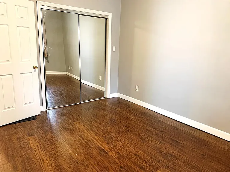 4108 Forest Ave #1 — Photo 14