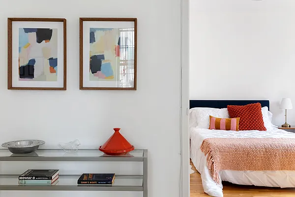 Sold by Compass | media 17