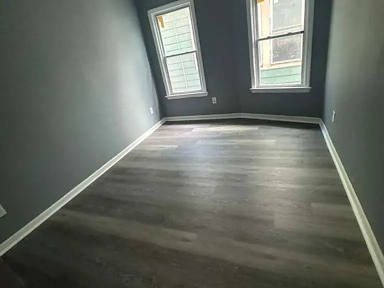 1357 Fairfield Ave — Photo 4