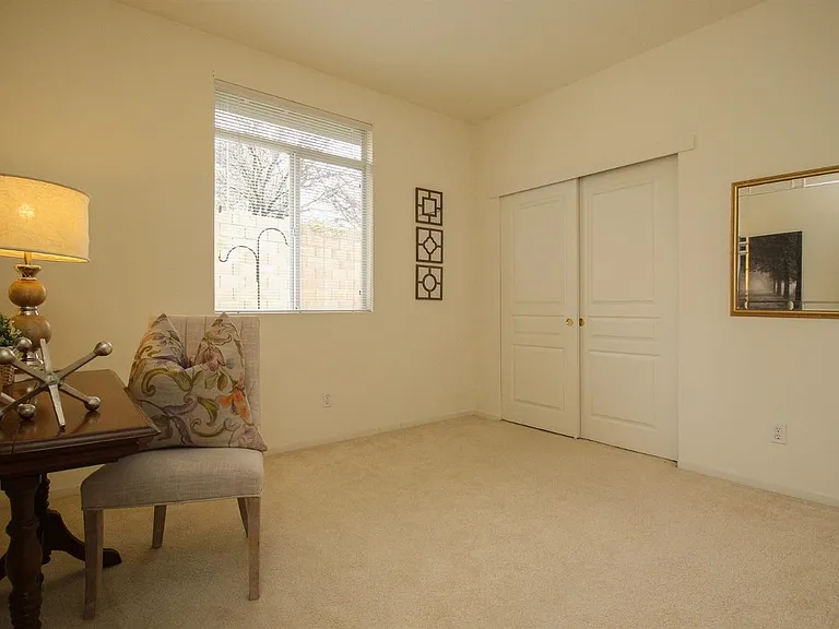 130 Mandarin Cir — Photo 6