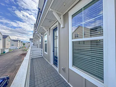 1589 Residences — photo 5