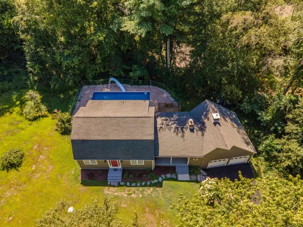 34 Roberts Road, Marlborough, CT 06447