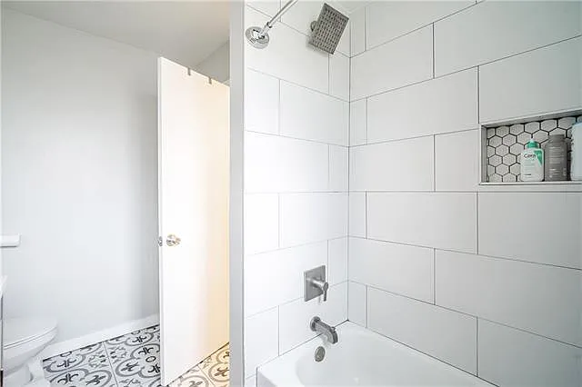 2708 Comet St — Photo 15