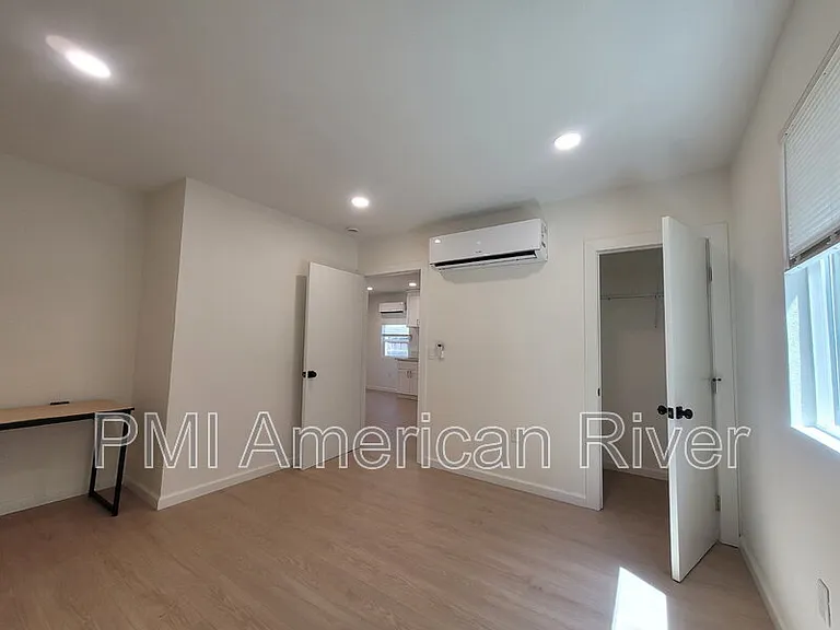 5403 Martin Luther King Jr Blvd — Photo 7