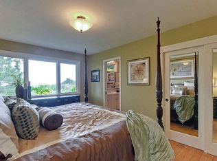 864 Bauer Dr, San Carlos, CA 94070