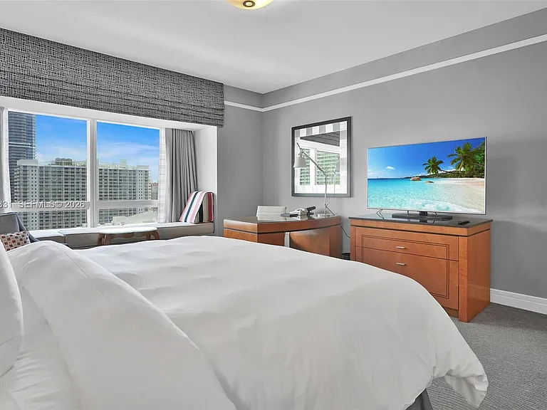 1435 Brickell Ave #3210 — Photo 10