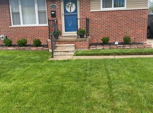 28220 Florence St, Saint Clair Shores, MI 48081