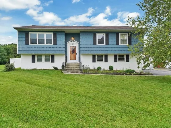 97 Barnes Road, Washingtonville, NY 10992