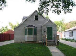 5227 N 52nd St, Milwaukee, WI 53218