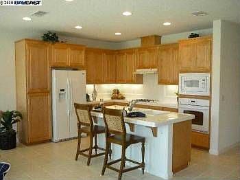 5th image of 5123 Montiano Ln