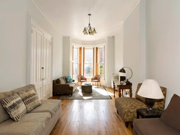 823 Union Street image 3 of 14