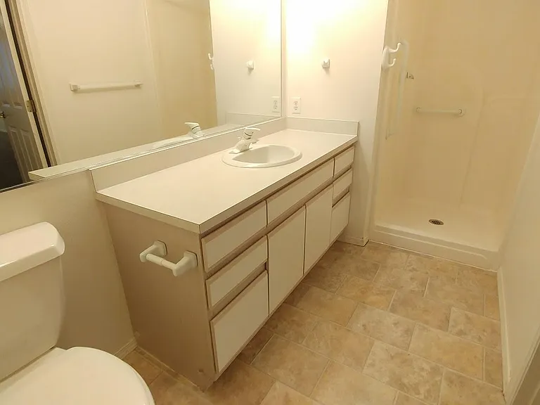 1400 SE Fancy Free Dr #112 — Photo 8
