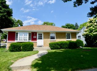 4200 S Honey Creek Dr, Milwaukee, WI 53220