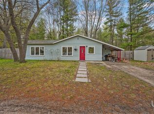 1615 Pine Dr, Traverse City, MI 49686