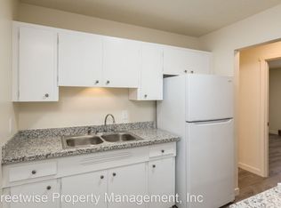2705 SE Courtney Ave UNIT 6, Portland, OR 97222