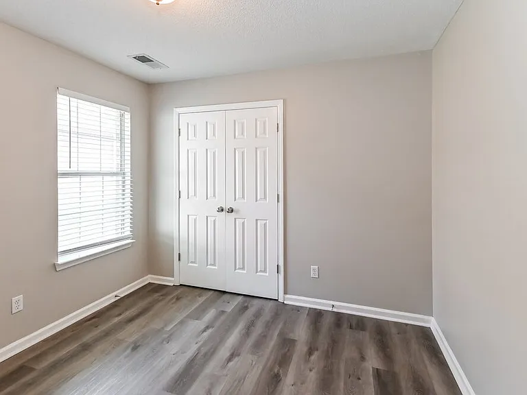 3123 Conger Ct W — Photo 14