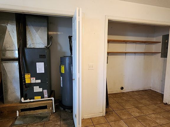 4th image of 1106 N Luther St