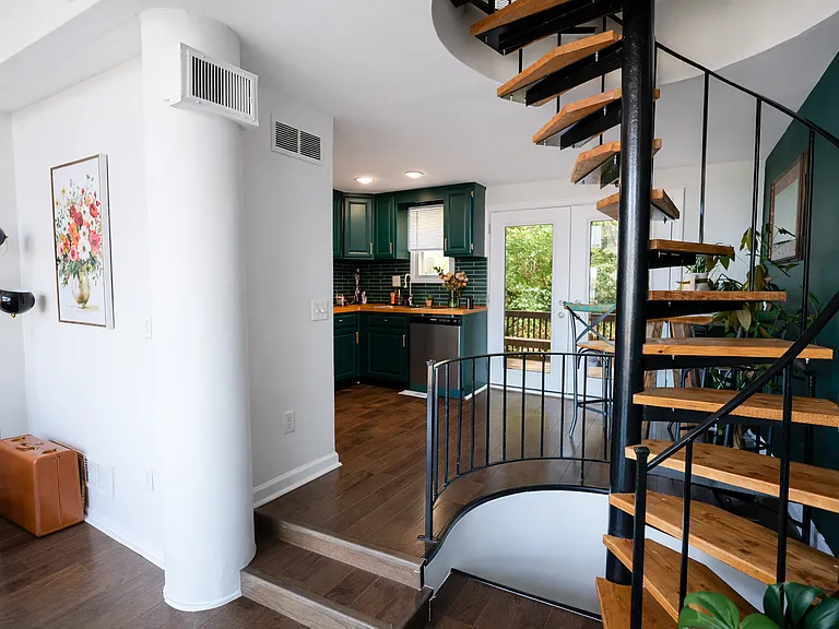 2311 Maryland Ave #B — Photo 5