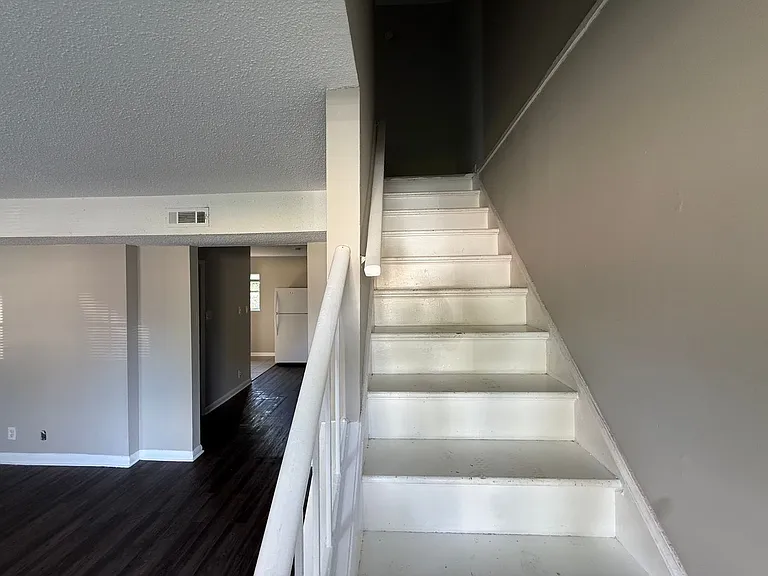 3408 Glen Park Dr NW — Photo 7