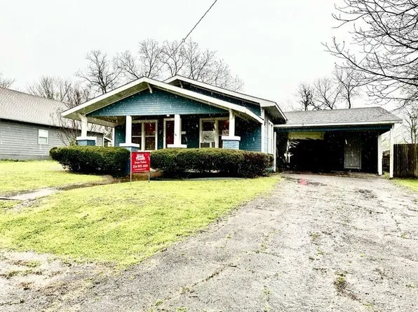 509 S Preston St, Wolfe City, TX 75496