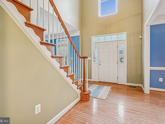 3rd image of 20338 Cliftons Point St