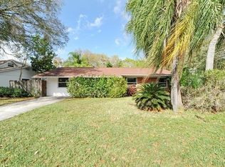 8409 Bedford Ln, Tampa, FL 33615