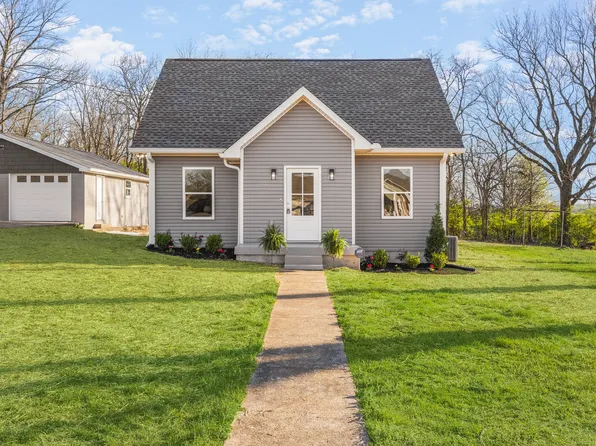 104 Legion Dr, Old Hickory, TN 37138