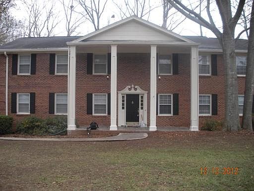 1st image of 4800 Castlewood Dr