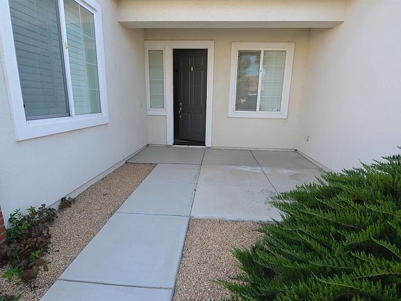 2nd image of 11204 Dandelion Ln