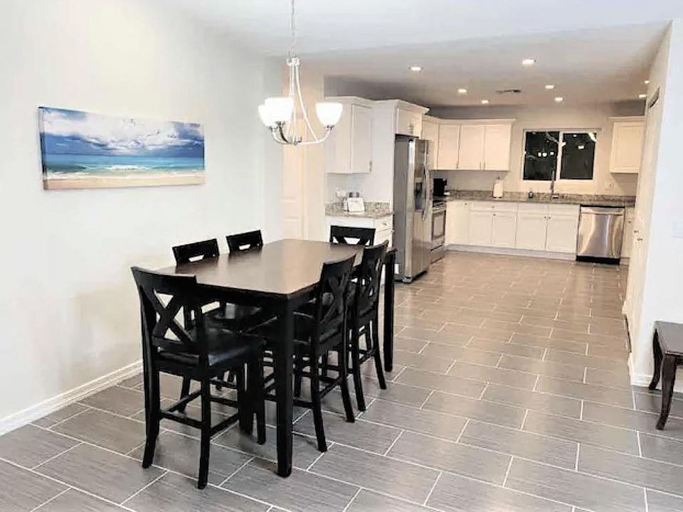 1st image of 4033_A E Blanche Dr