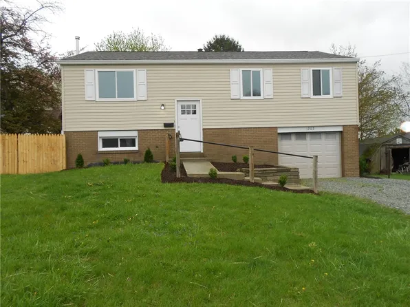 1202 Barkley Rd, McKeesport, PA 15133