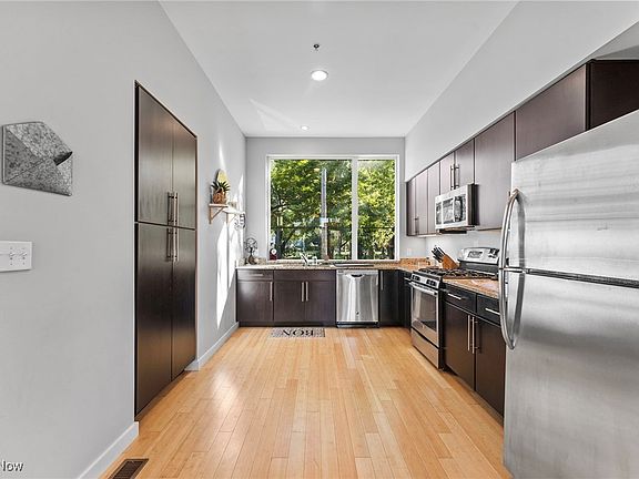 5th image of 1565 E 118th St APT C