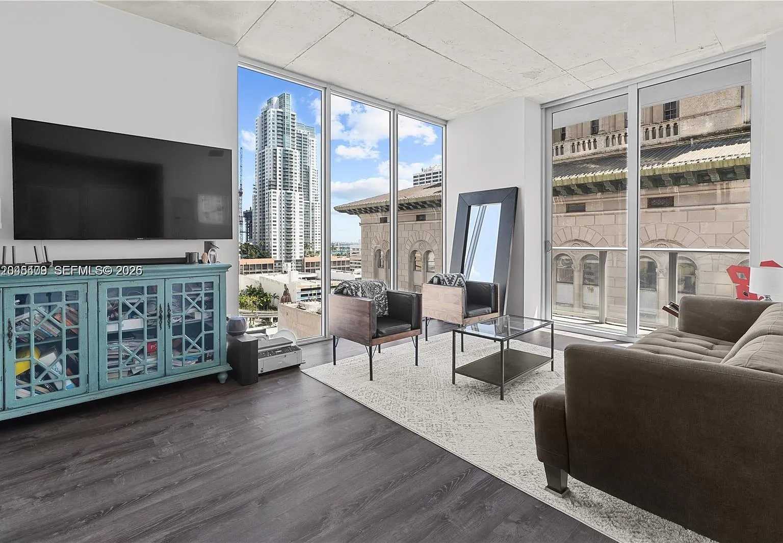 Centro Condo — Photo 3