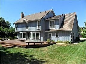 2nd image of 3901 NE Beechwood Dr