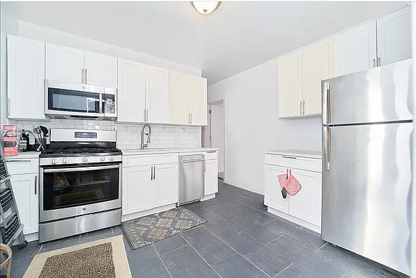 Rented by Living New York | media 2