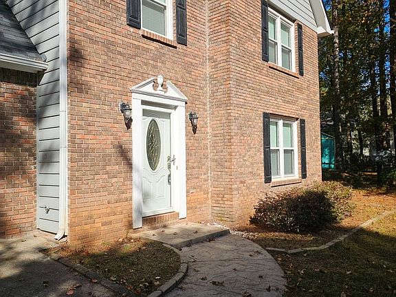 5th image of 102 Sauterne Way