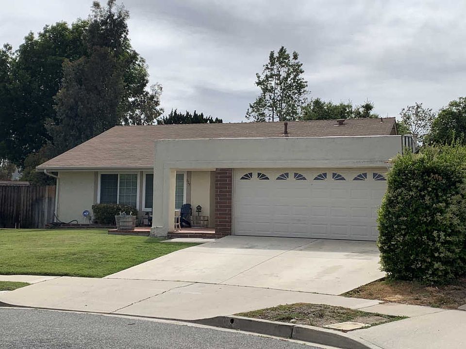 1st image of 915 S Camphor Cir