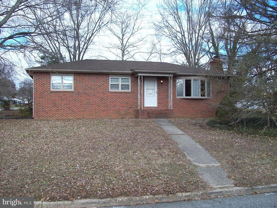 1st image of 209 Glen St