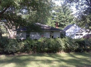 2811 Adams Rd, Niles, MI 49120