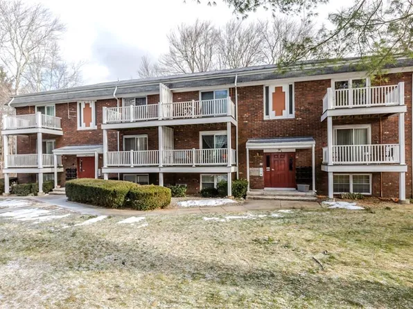 5 Stonehenge Dr Unit 349, Greenville, RI 02828