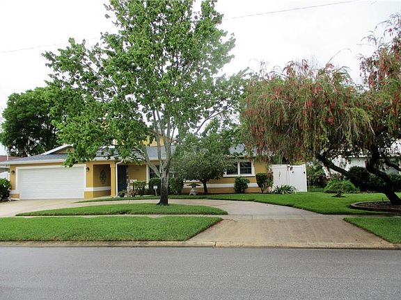 2nd image of 6301 33rd Ave N