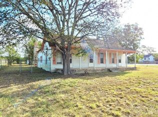 3210 Riverside Dr, Kerrville, TX 78028